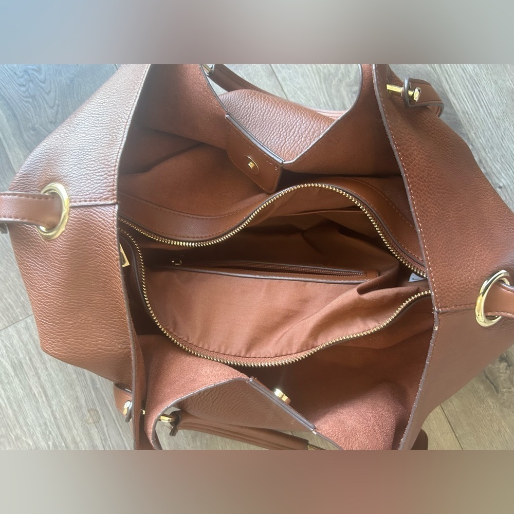 Sondra Roberts New York Squared Vegan Leather Tote Shoulder Bag - Picture 6 of 7